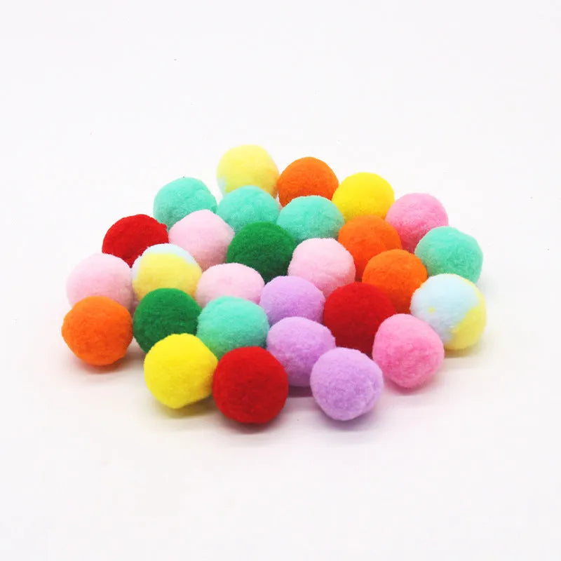 Interactive pet toy gun with soft plush balls for 30cm launching cat games