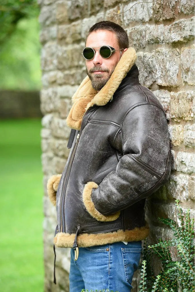 Men's brown retro faux fur winter coat with straight hem and side pockets