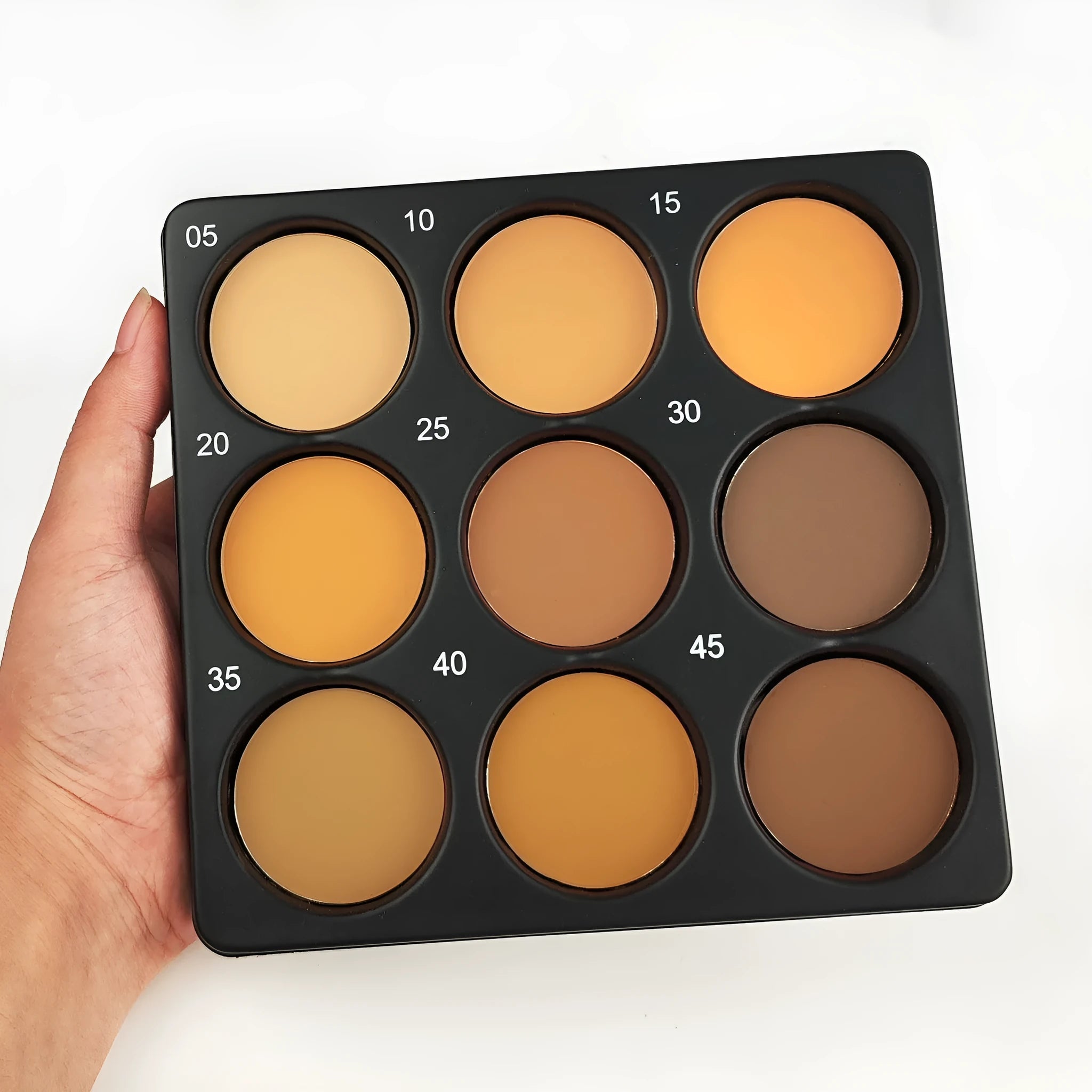 Dark matte eyeshadow palette with nine waterproof colours for punk and INS style makeup