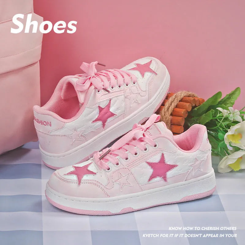 Unisex skateboard shoes with denim upper and rubber sole in black, green or pink colours