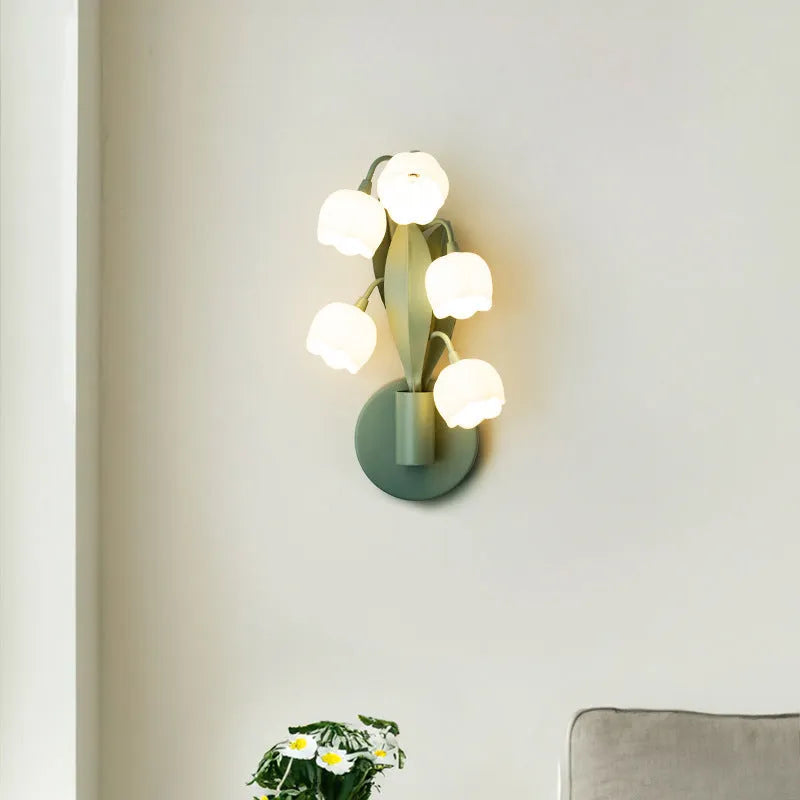 French pastoral wall-mounted bedside lamp with minimalist design and green-tricolour lighting
