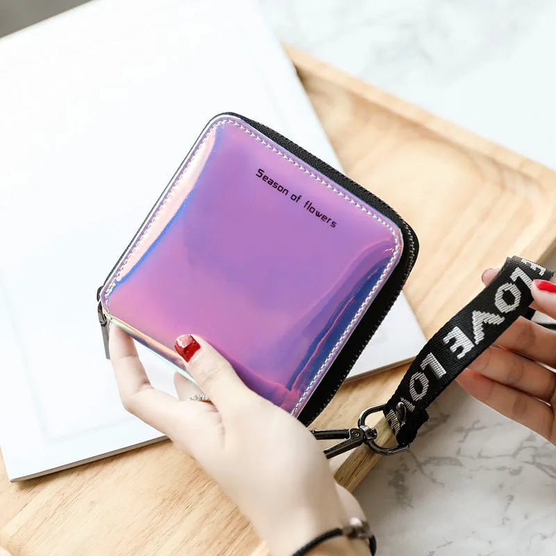 Women's short folding Korean style wallet in PU leather with 11cm square dimensions and 2.5cm thickness