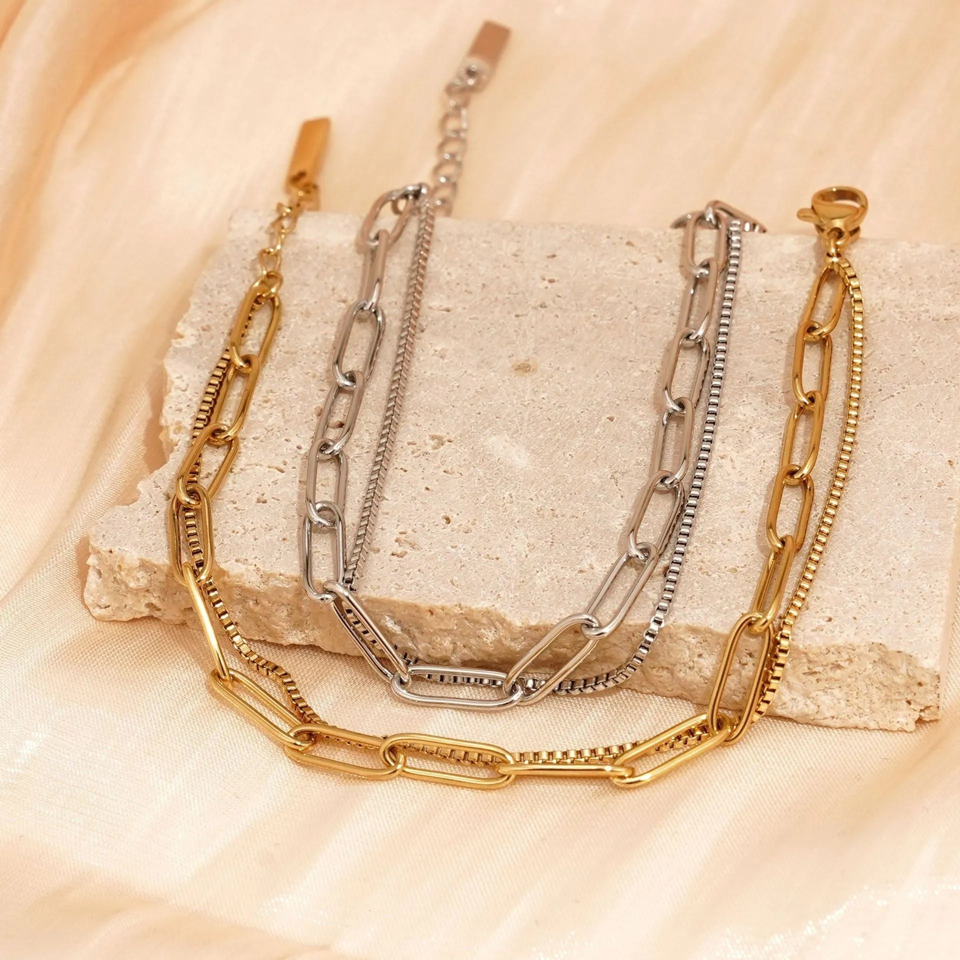 Double layer titanium steel bracelet with geometric design in gold or silver finish