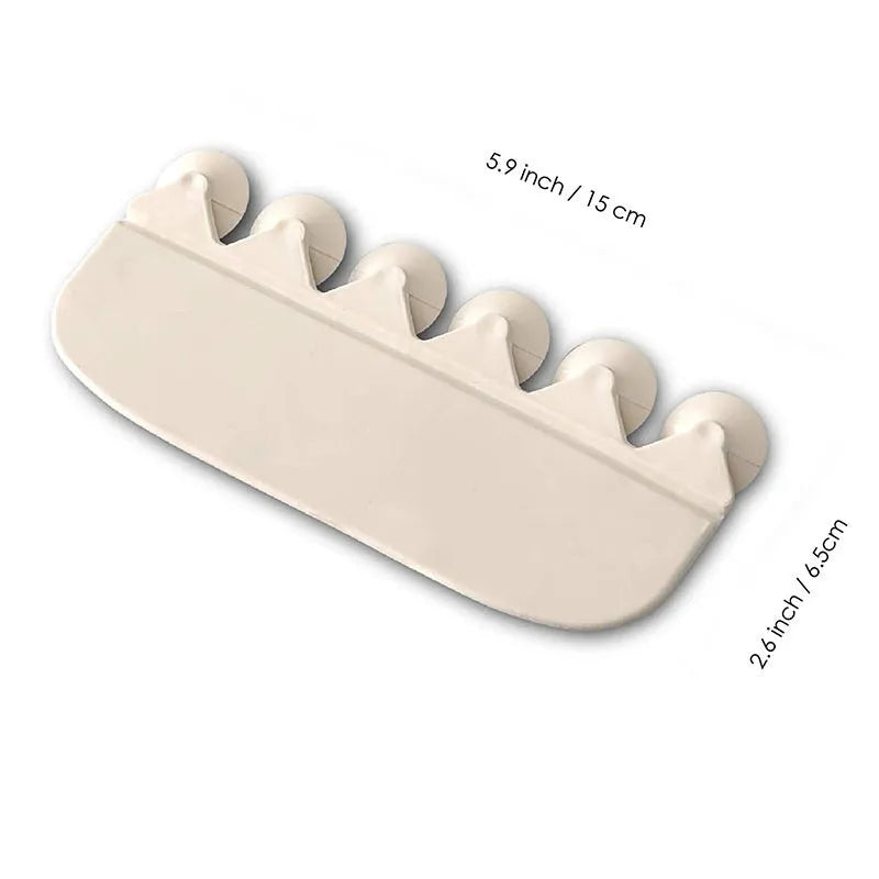 White PVC toilet training board for children's splash prevention during toilet learning