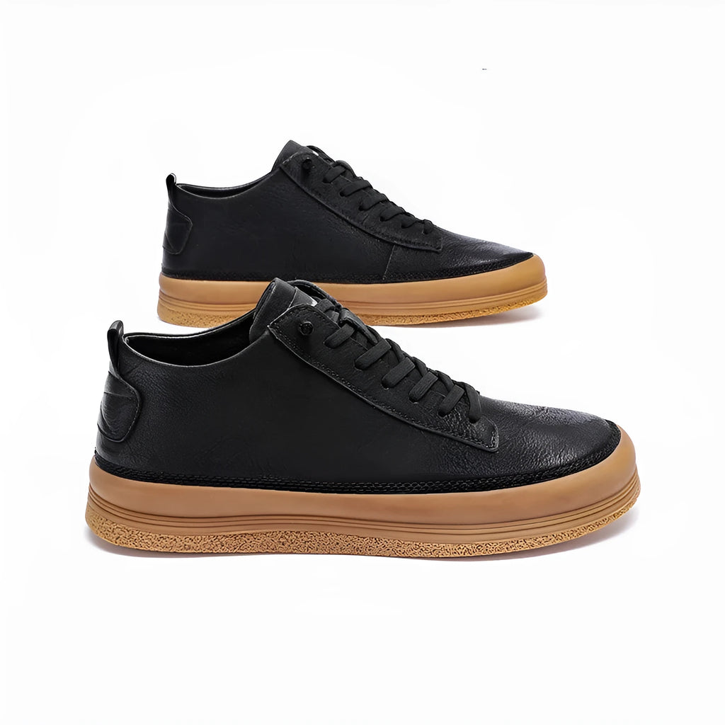 Men's black leather casual lace-up shoes with a round toe and flat rubber sole on a white background.