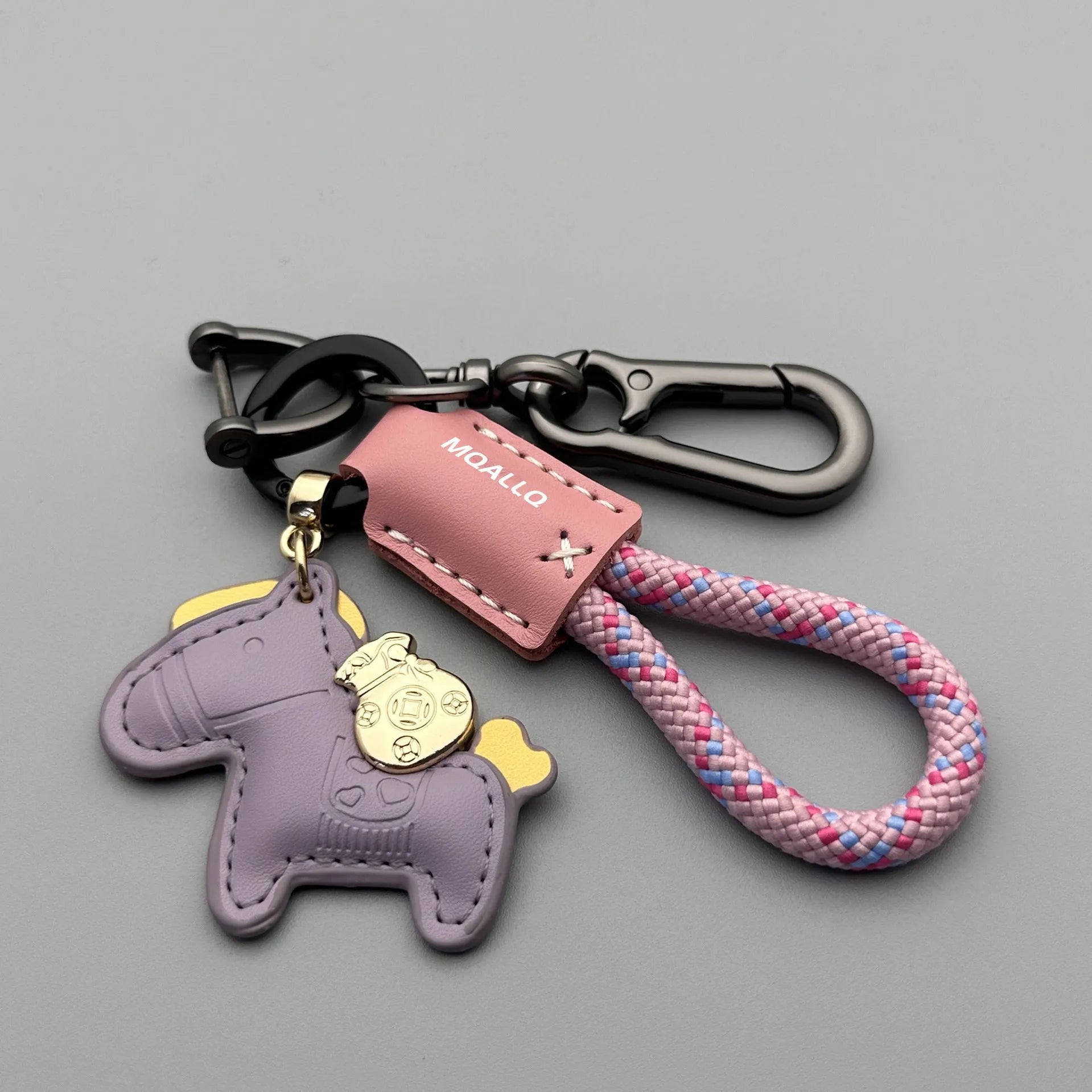 Handmade cowhide leather car key pendant with zinc alloy pony buckle and coloured flanelle rope