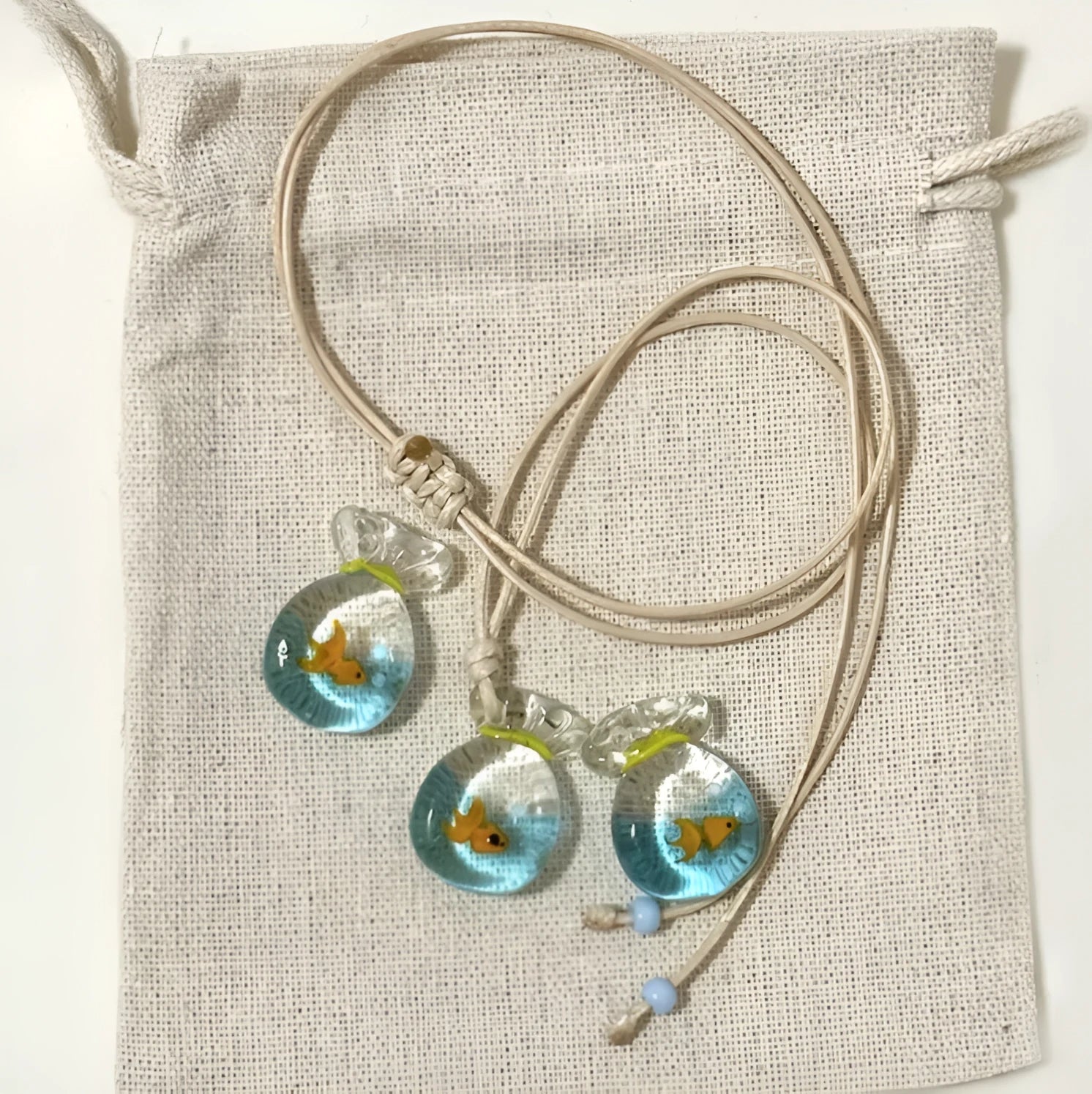 Women's coloured glaze joker pendant necklace on cotton linen clavicle chain