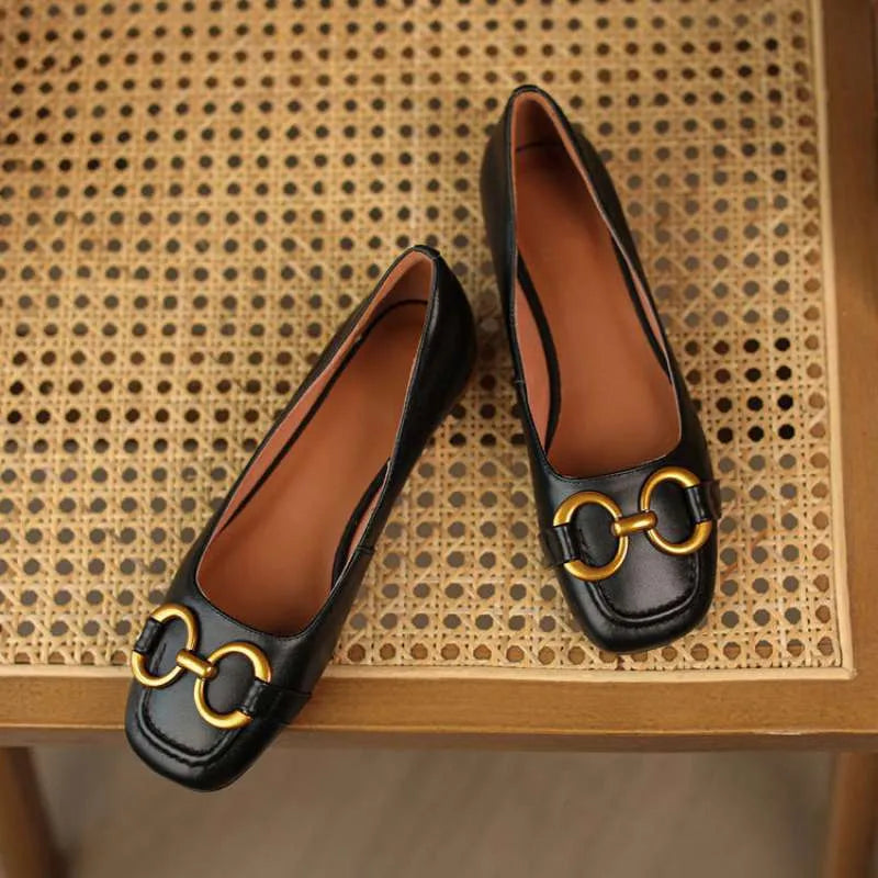 Wanwan Lei style women's pumps with shallow mouth design, square toe, and metallic flat shoe appearance