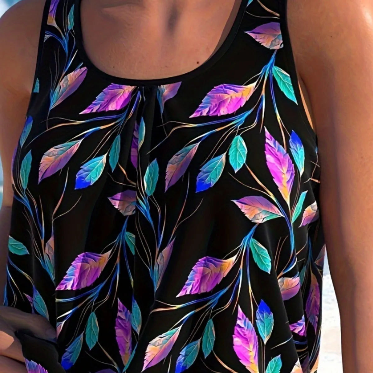 Women's plus size leaf design two-piece swimsuit in solid colour