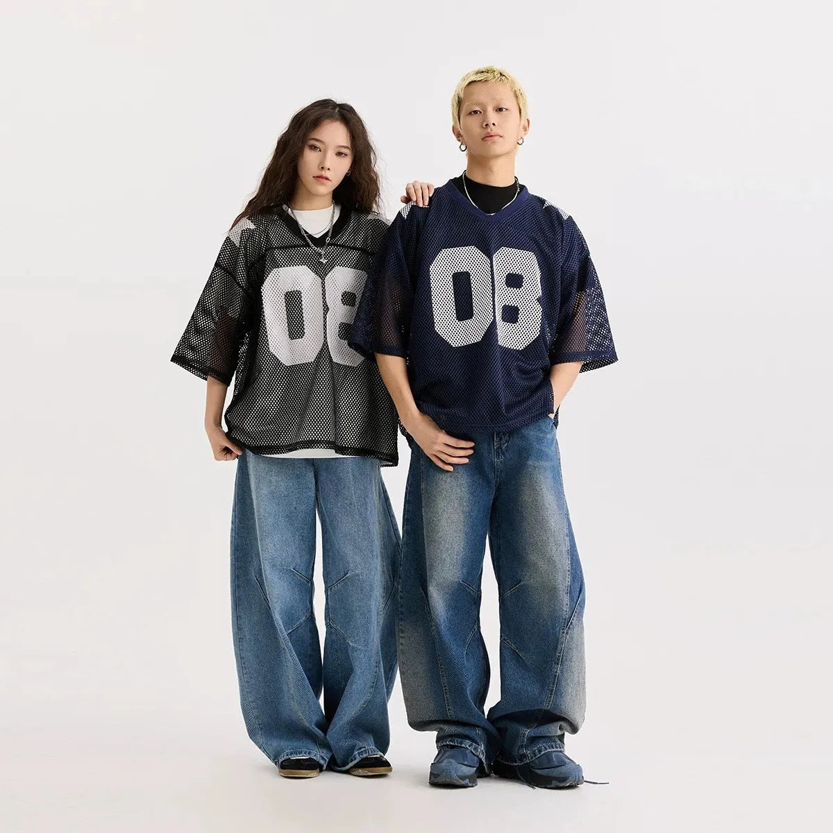 Loose fit half sleeve pullover shirt in black or navy blue with letter pattern