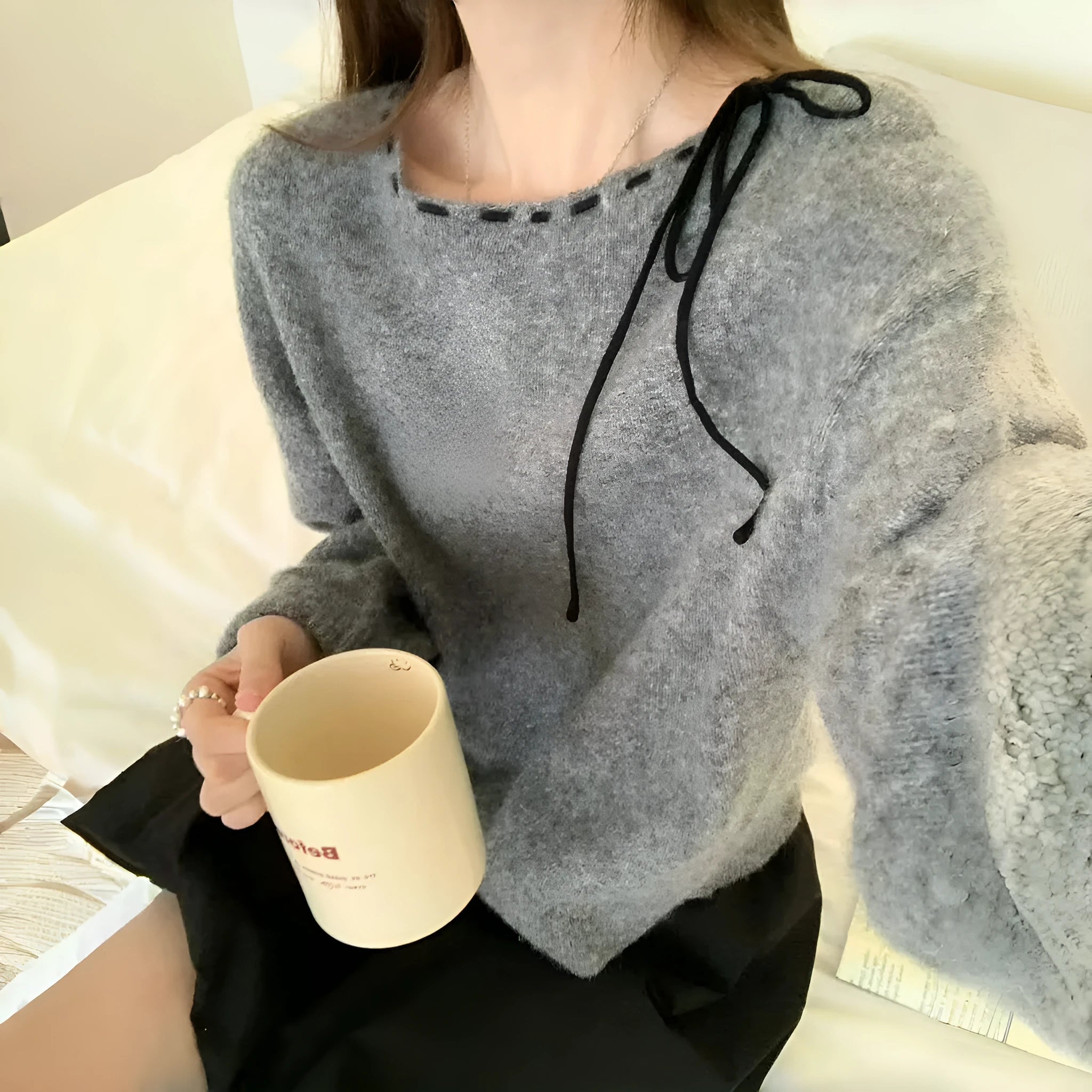 Women's loose-fitting black and grey knitwear pullover sweater with regenerated cellulose fibre construction