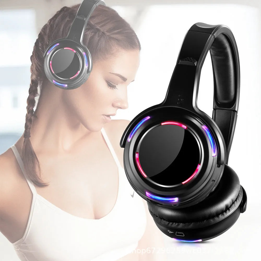 Black silent disco wireless headphones with 40mm drivers and built-in rechargeable battery for group party activities