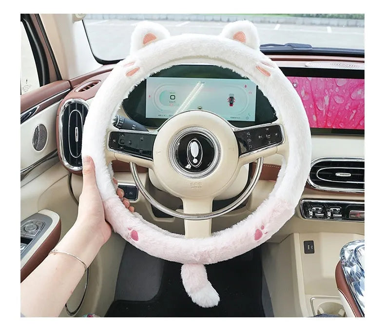 Winter plush steering wheel cover with embroidered cartoon animal design on 38cm steering wheel
