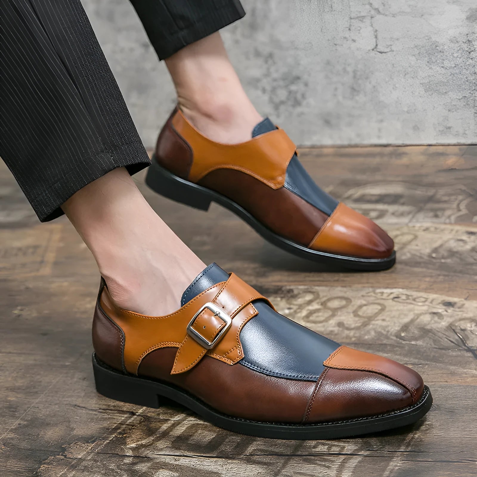 Men's brown-blue British retro-style casual shoes with buckle fastening and tall crown upper