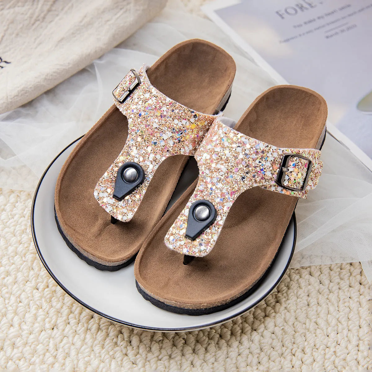Cork flip-flops with frosted finish in pink silver gold colours and non-slip PVC sole